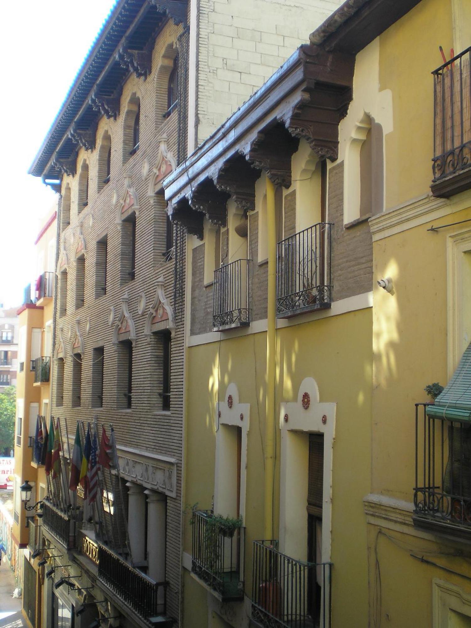 Apartamentos Turisticos Reyes Catolicos Zaragoza Buitenkant foto